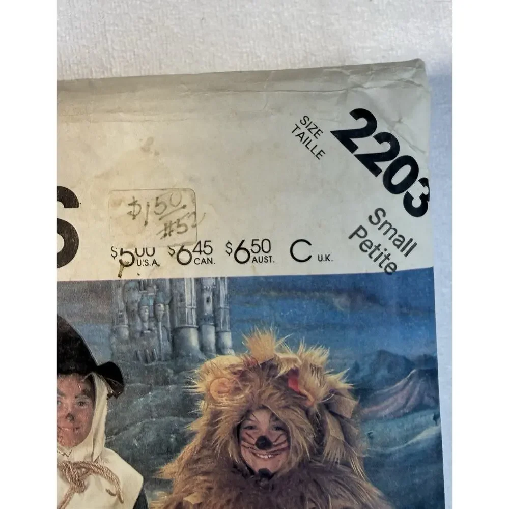 McCalls Sewing Pattern VTG Wizard Of Oz Scarecrow Lion 80s Uncut Kids 2203 USA